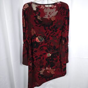 Chico's Travelers 3 Womens 16/18 Red Fire Blooms Floral Asymmetrical Top